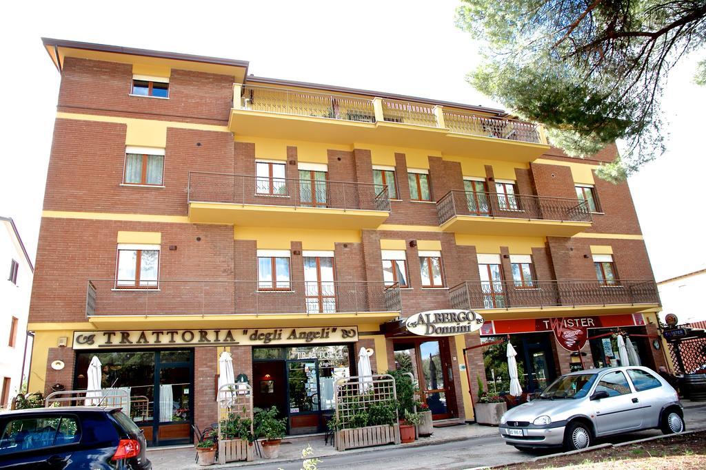 唐尼尼酒店 阿西西 外观 照片